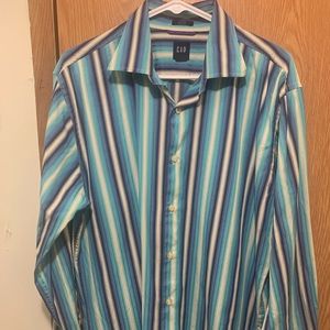Gap button down